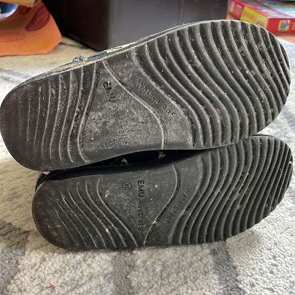 EMU GITD Dino Slipper Boots size 1 - Picture 13 of 13